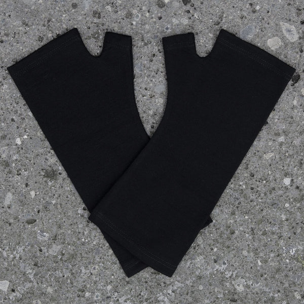 2018 kate watts Black merino fingerless gloves