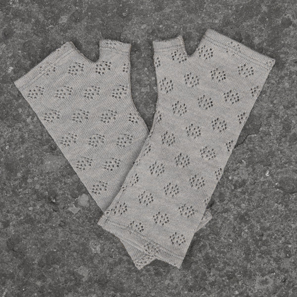 2018 Kate Watts Silver lacy knit merino fingerless gloves