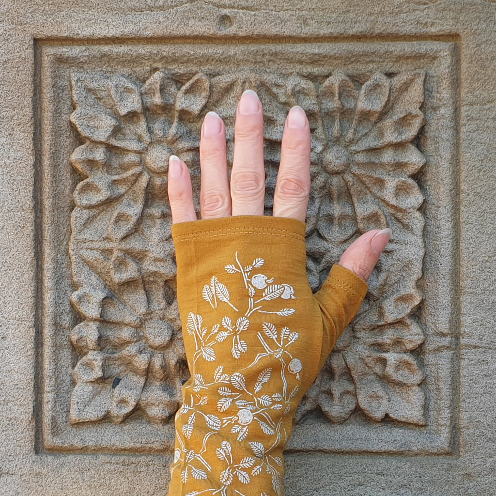 Mustard korokio print merino fingerless gloves