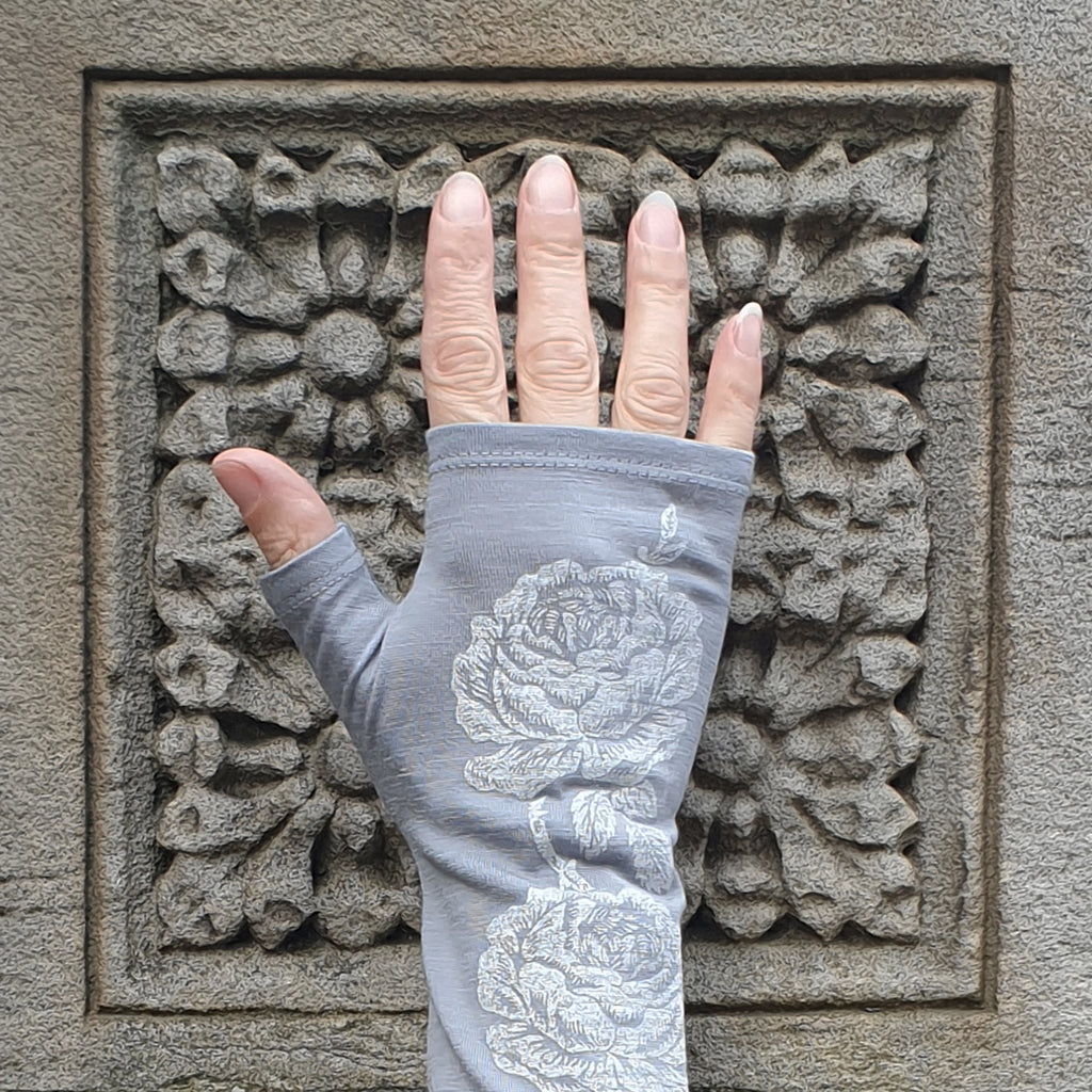 Silver rose print merino fingerless gloves