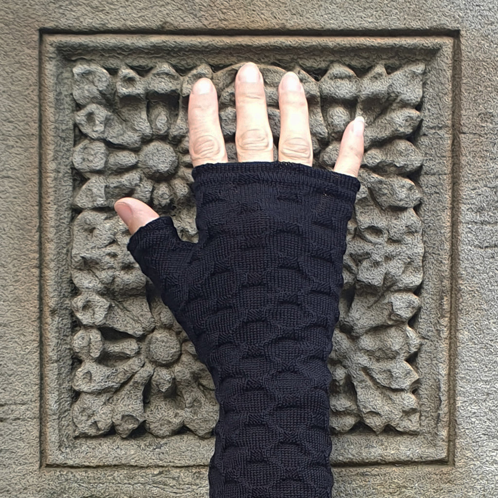 Black textured knit merino fingerless gloves
