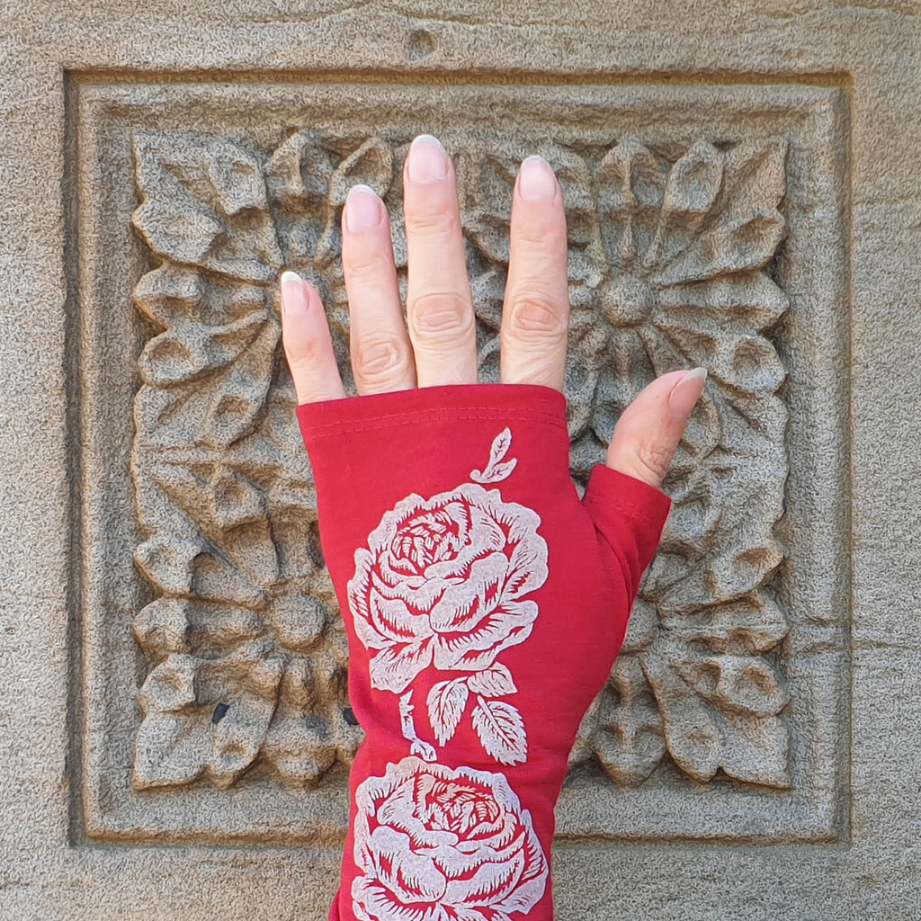 Red rose print merino fingerless gloves